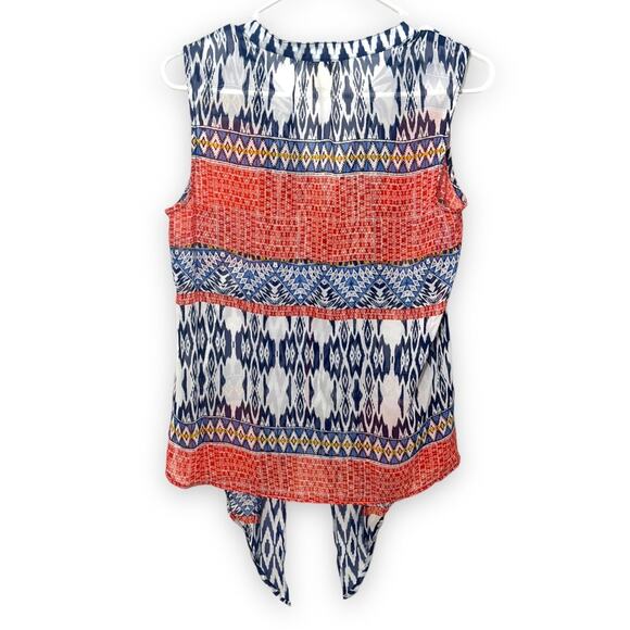 Fig and Flower Boho Knotted Hem Blouse - Picture 3 of 3